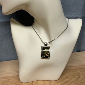 Elegant Silver and Gold Pendant Necklace
